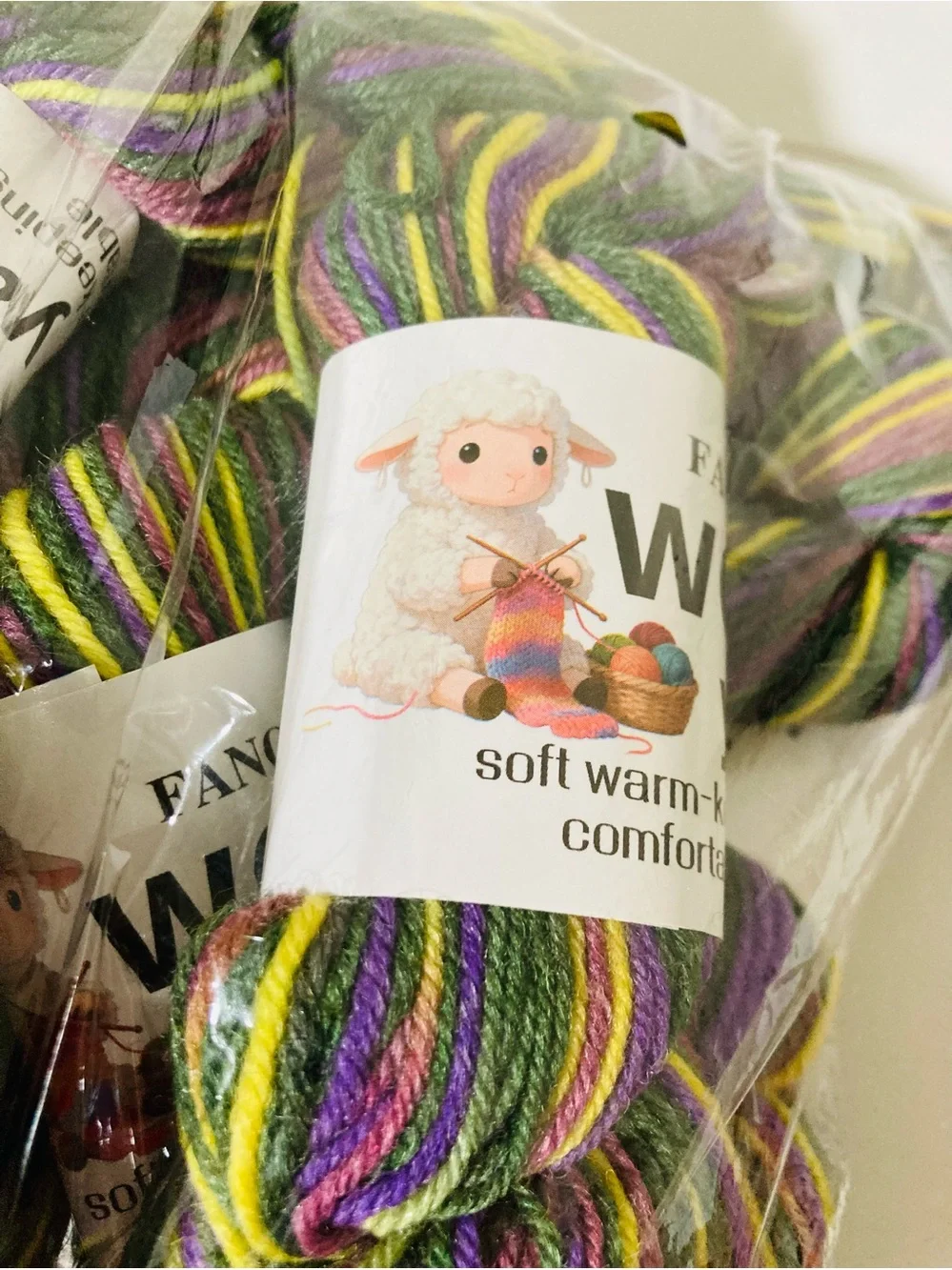 10NWT Fancy Wool Yarn 490+g 85% Australian Wool 10% Camel 🐪 5% Anti-Pilling Fibe